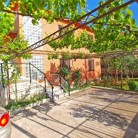 Apartament Apartment Vodnjanska 773 *